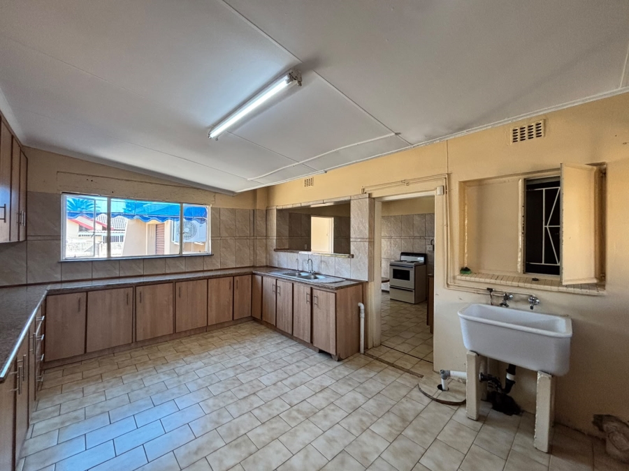 3 Bedroom Property for Sale in La Hoff North West